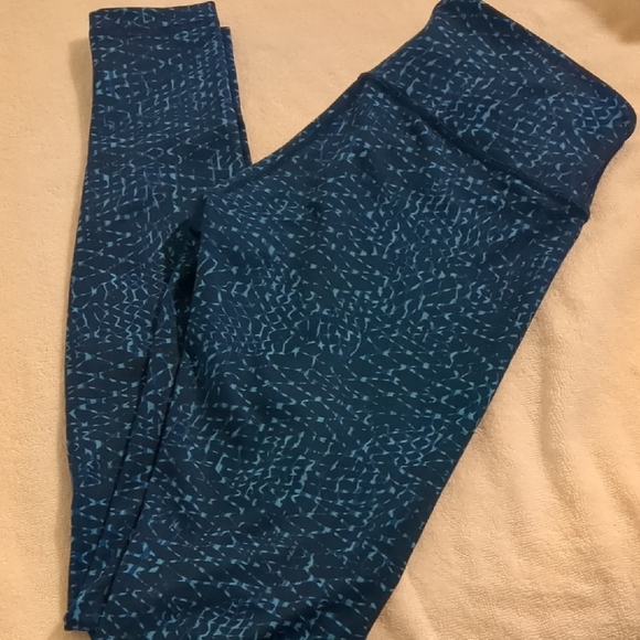 Lululemon Athletica Blue Patterned Leggings - Picture 4 of 4